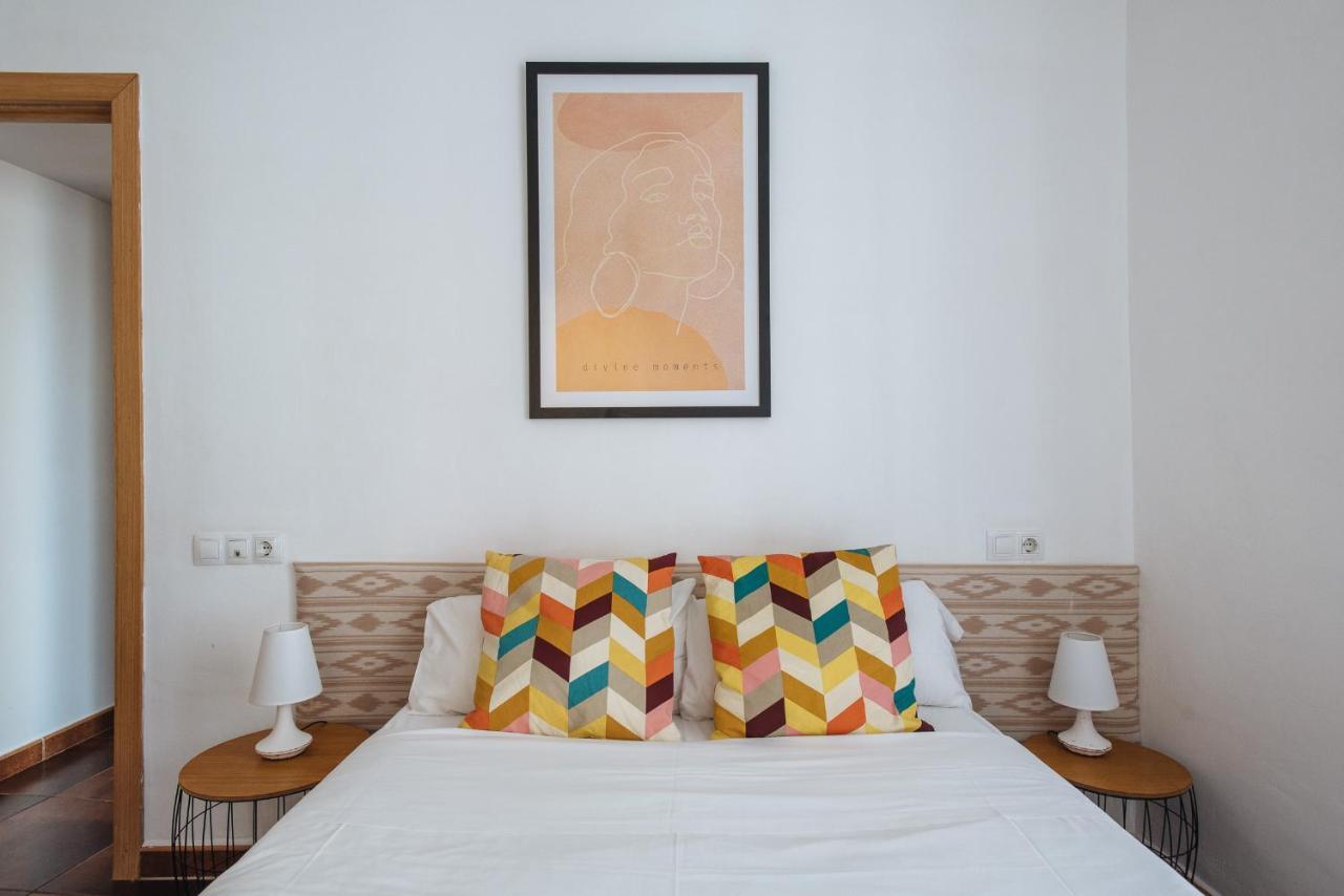 Homeyseville- Bright At Santa Cruz 6 Pax, Parking Optional Sevilla